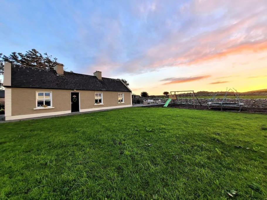 Killawalla Cottage, Westport. 외부 사진
